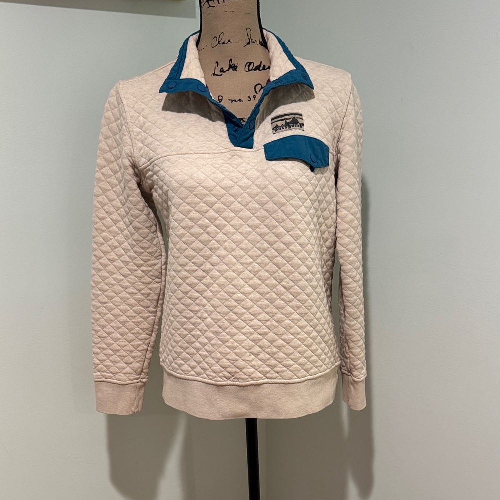 Quilted Ivory vintage Patagonia Pullover with Teal Collar and Pocket size XS